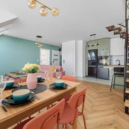 Spacious Family With Free Garage By Renters *
